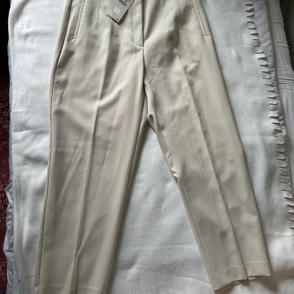 Zara Cream Pleated Pants, tailored, with pockets, Unworn